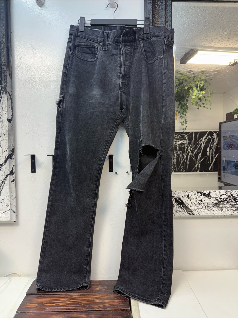 Levi's Distressed faded 501 Rocker Jeans Ripped - Picture 2 of 11